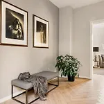 Villa Bergen. Historic Luxury Near The City Centre