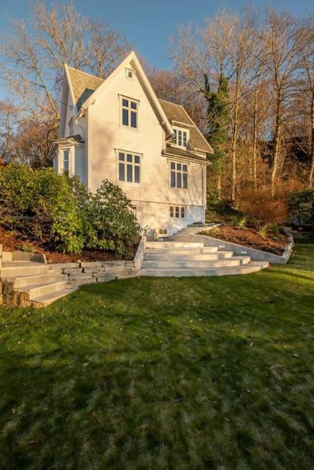 Bergen. Historic Luxury Near The Centre Pousada